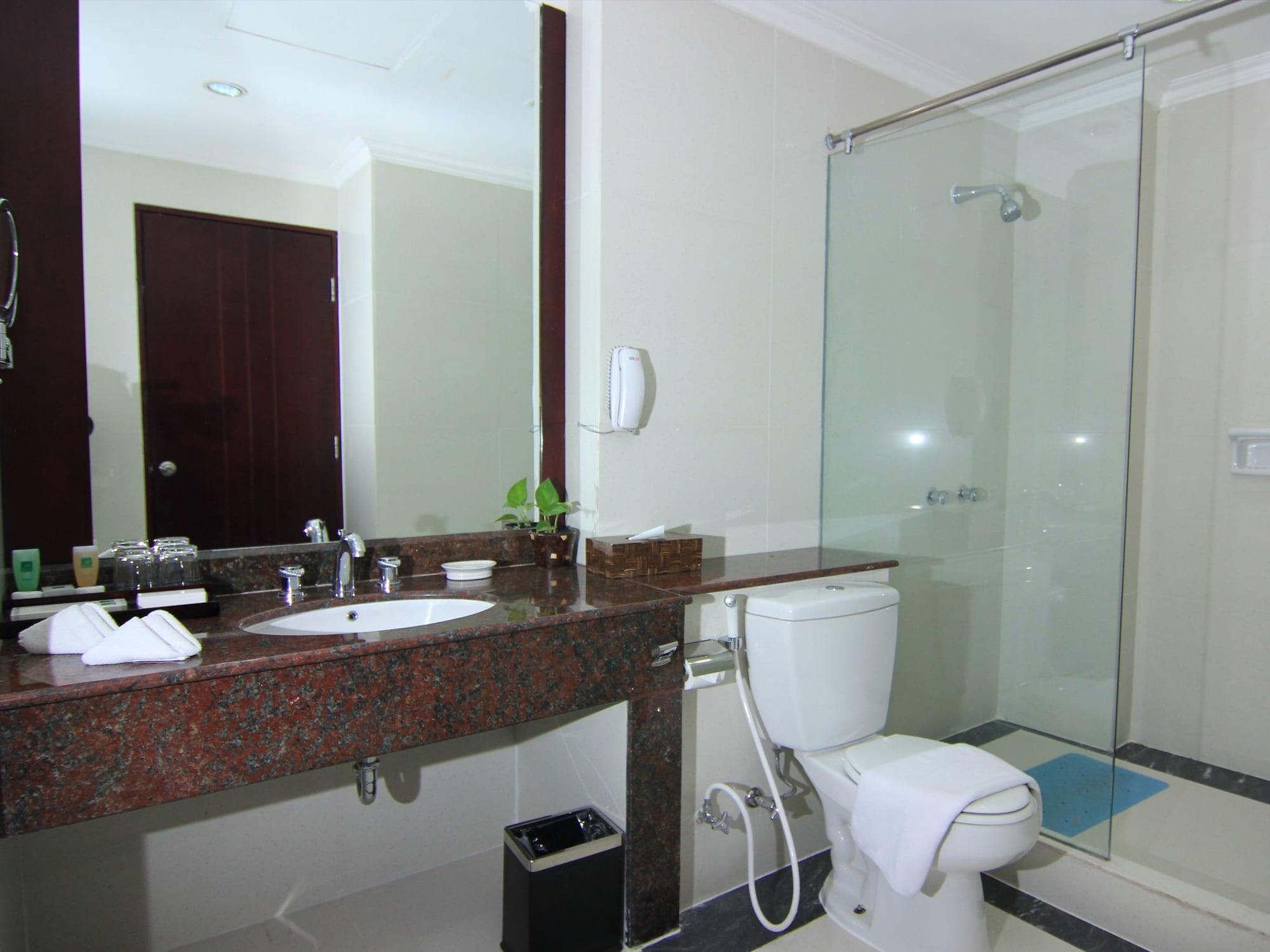 Grand Wahid Hotel Salatiga Eksteriør bilde