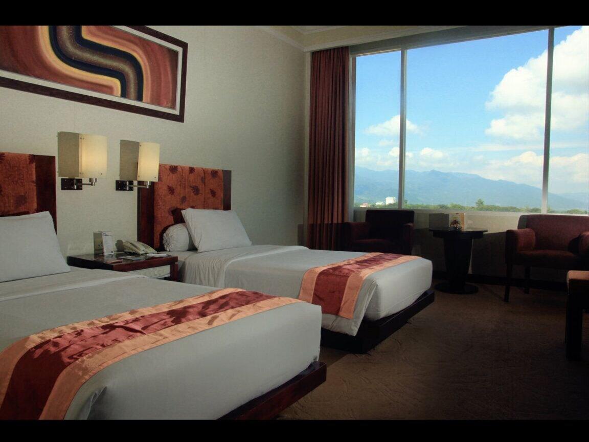 Grand Wahid Hotel Salatiga Eksteriør bilde